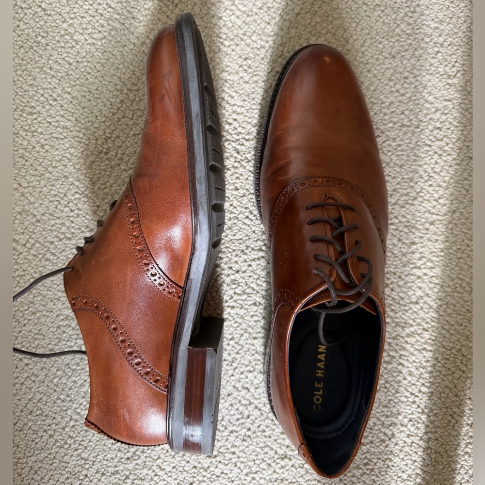 Cole Haan Men’s Brown Leather Wingtip Oxford Dress Shoes - Picture 2 of 3